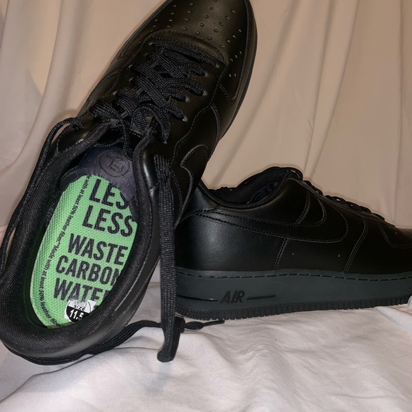 nike qs flyleather